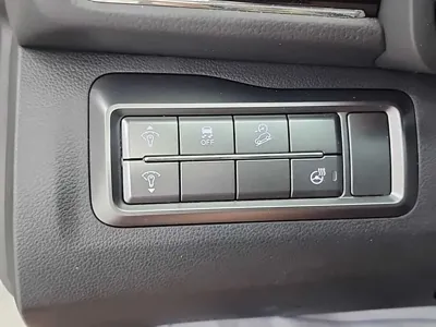 KG_Mobility_Ssangyong TIBOLI 2020, 44376 км, за 8262.83 USD - фото 17