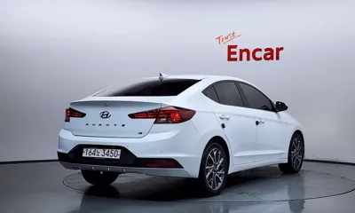 Hyundai Avante 2019, 61738 км, за 8599.19 USD
