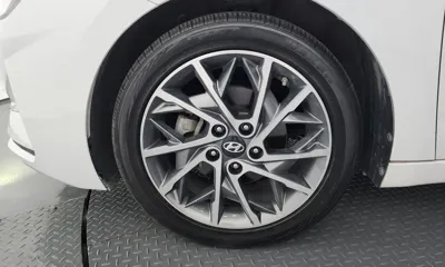 Hyundai Avante 2019, 61738 км, за 8599.19 USD