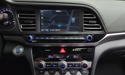 Hyundai Avante 2019, 61738 км, за 8530.31 USD - фото 13