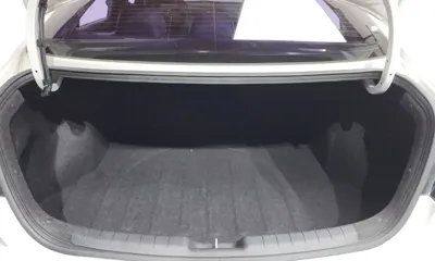 Hyundai Avante 2019, 61738 км, за 8530.31 USD - фото 17