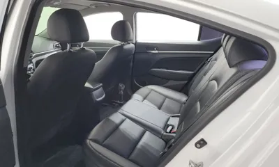 Hyundai Avante 2019, 61738 км, за 8530.31 USD - фото 18
