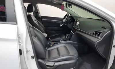 Hyundai Avante 2019, 61738 км, за 8530.31 USD - фото 26