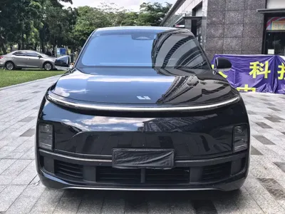 Li Auto Li L8 2024, 50000 км, за 28832.14 USD