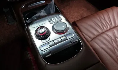 Genesis G90 2023, 105237 км, за 38364.84 USD - фото 9