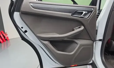Porsche Macan 2019, 38031 км, за 37416.31 USD - фото 25
