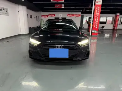 Audi A7 · 2021 год