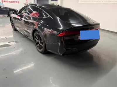 Audi A7 2021, 83000 км, за 36212.37 USD