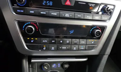 Hyundai Sonata 2016, 143939 км, за 5009.11 USD - фото 17