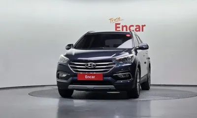 Hyundai Santafe 2016, 79005 км, за 8782.21 USD