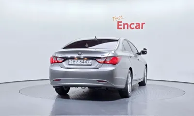 Hyundai Sonata 2010, 144060 км, за 2511.9 USD
