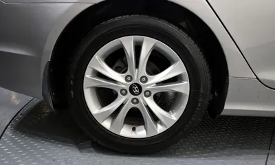 Hyundai Sonata 2010, 144060 км, за 2511.9 USD