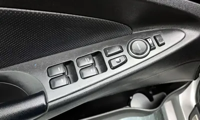 Hyundai Sonata 2010, 144060 км, за 2511.9 USD - фото 18