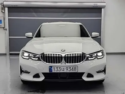 BMW 3-Series 2022, 34763 км, за 21327.29 USD