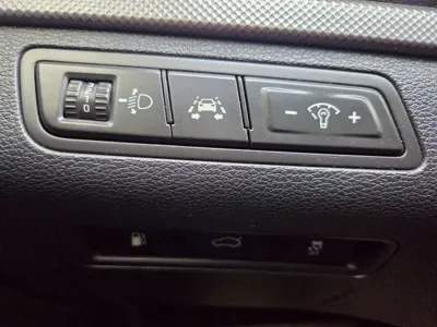 Hyundai Sonata 2019, 95000 км, за 8205.33 USD - фото 15