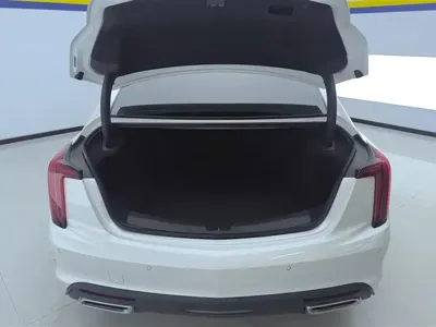 Cadillac CT5 2024, 32800 км, за 21319.36 USD