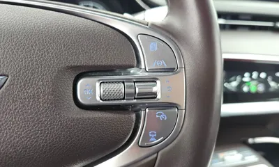 Genesis GV70 2021, 34894 км, за 25272.42 USD - фото 30
