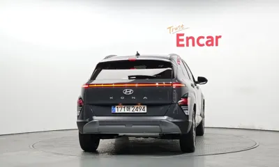 Hyundai Kona 2025, 27993 км, за 19764.69 USD