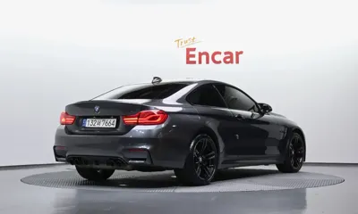 BMW M4 2018, 179335 км, за 27504.27 USD