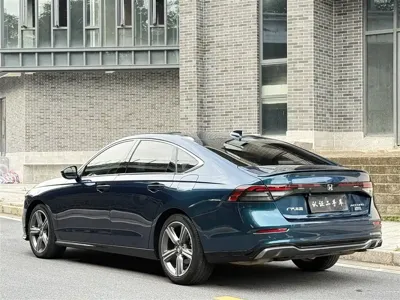 Honda Accord 2023, 49000 км, за 16921.39 USD