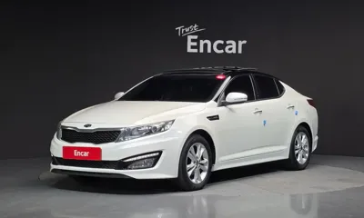 Kia K5 · 2012 год