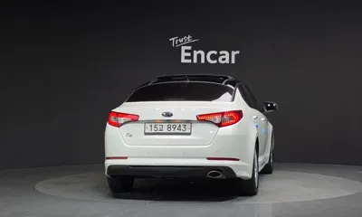 Kia K5 2012, 100331 км, за 4618.43 USD
