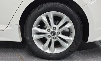 Kia K5 2012, 100331 км, за 4618.43 USD