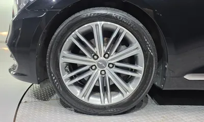 Genesis G80 2017, 76205 км, за 11703.11 USD