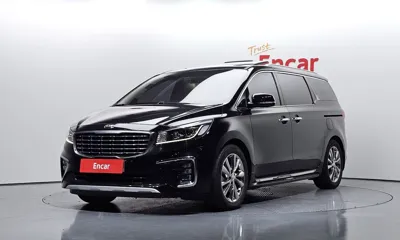 Kia Canival · 2019 год