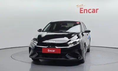 Kia K3 2022, 57382 км, за 10774.73 USD