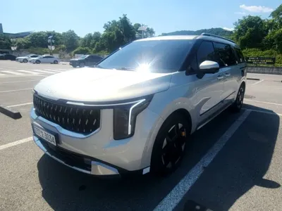 Kia Canival · 2025 год