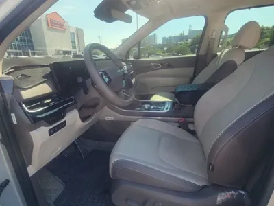 Kia Canival 2025, 25000 км, за 20999.08 USD - фото 8