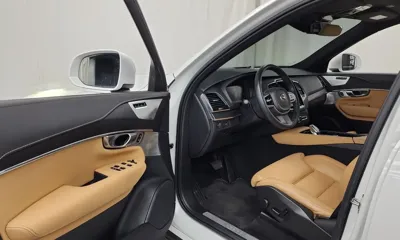 Volvo XC90 2021, 87657 км, за 30786.4 USD - фото 10