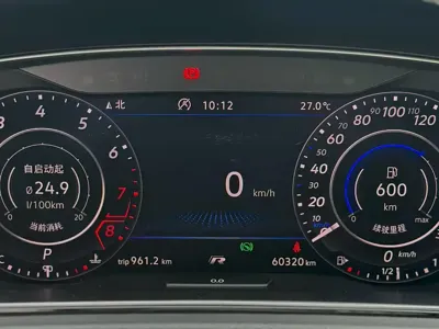 Volkswagen Golf 2020, 60000 км, за 11444.67 USD