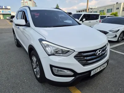 Hyundai Santafe 2015, 139378 км, за 5842.2 USD