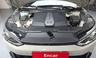 Kia EV6 2023, 52311 км, за 23149.04 USD - фото 6