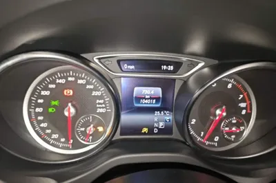 Mercedes-Benz CLA 2018, 104000 км, за 10806 USD - фото 14