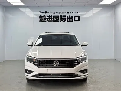 Volkswagen Sagitar 2022, 38000 км, за 14699.54 USD