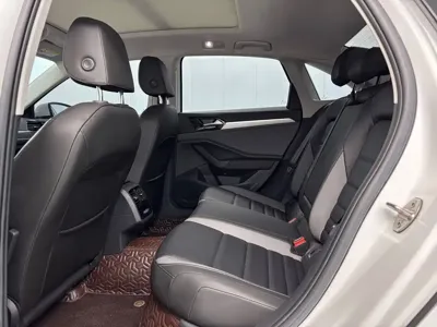 Volkswagen Sagitar 2022, 38000 км, за 14699.54 USD