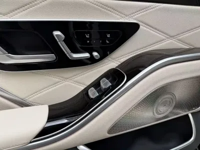 Mercedes-Benz S-Class 2023, 50000 км, за 140962.54 USD - фото 17