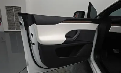 Tesla Model X 2023, 44905 км, за 91882.67 USD - фото 24