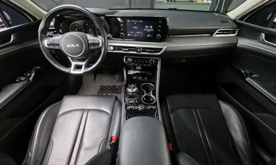 Kia K5 2023, 73092 км, за 11456.94 USD - фото 7