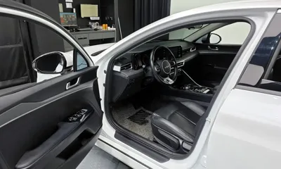 Kia K5 2023, 73092 км, за 11456.94 USD - фото 10