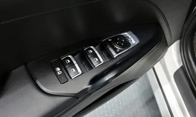 Kia K5 2023, 73092 км, за 11456.94 USD - фото 11