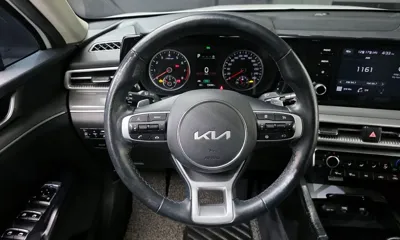 Kia K5 2023, 73092 км, за 11456.94 USD - фото 18