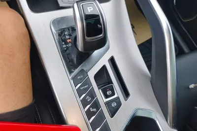 Geely Auto Coolray 2019, 62800 км, за 7156 USD - фото 25