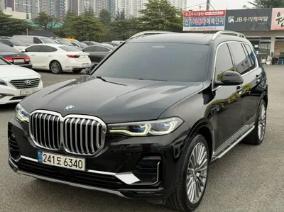 BMW X7 · 2021 год