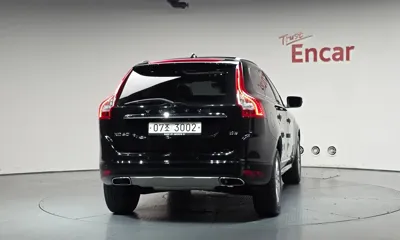 Volvo XC60 2017, 69994 км, за 10401.09 USD