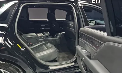 Genesis G90 2023, 56509 км, за 42284.71 USD - фото 11