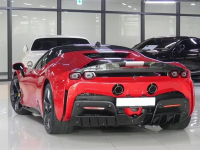 Ferrari SF90 2021, 640 км, за 395771.34 USD